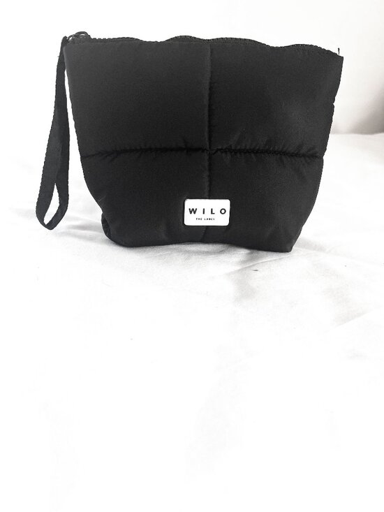 wilo the label Handbags - Wilo The Label Black Quilted Puffer Travel Cosmetic Bag Wristlet Clutch